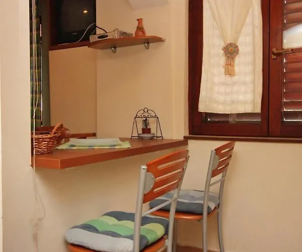 5769a Appartement Bibinje